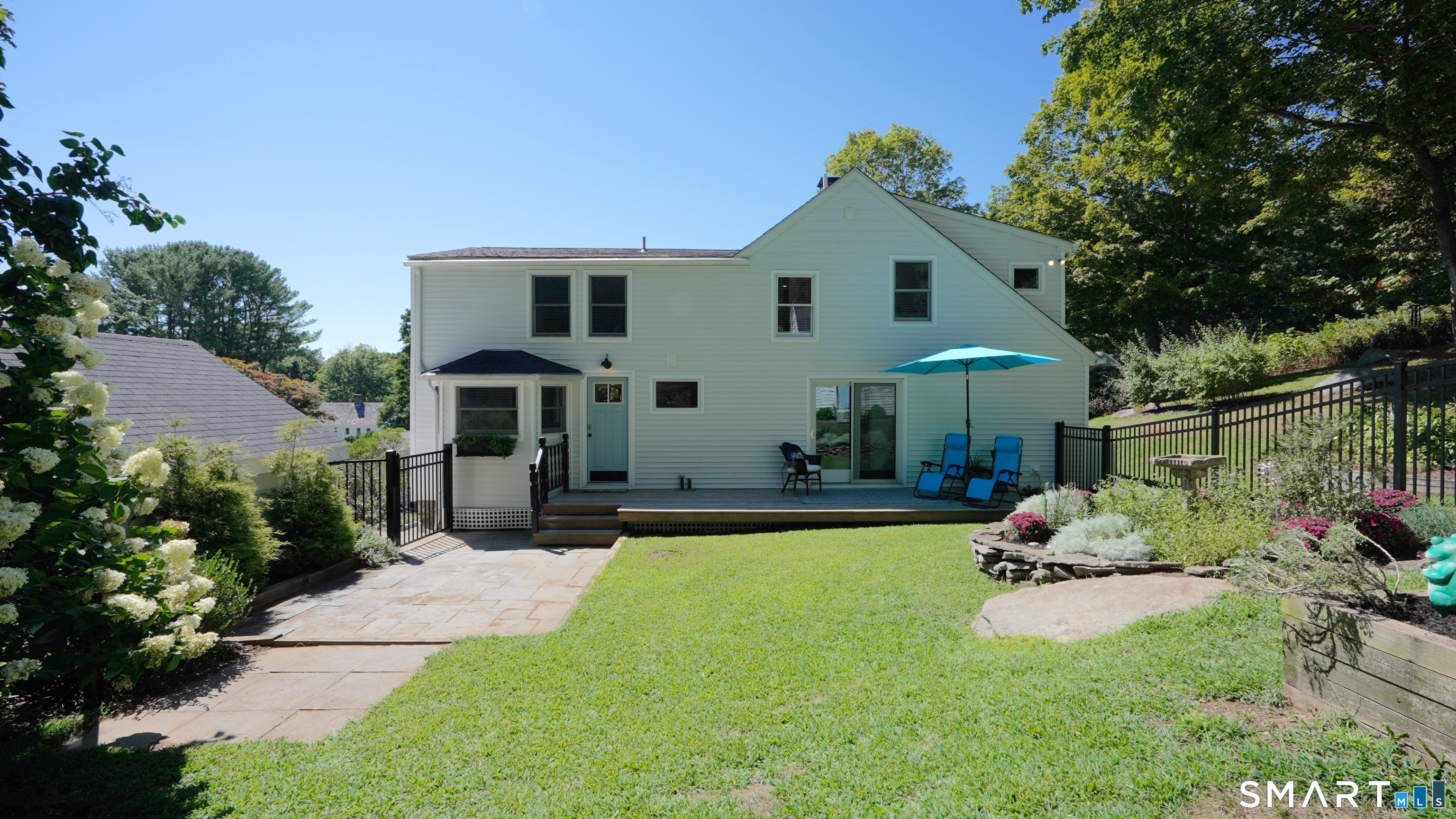 16 Parker Terrace Essex CT 06426