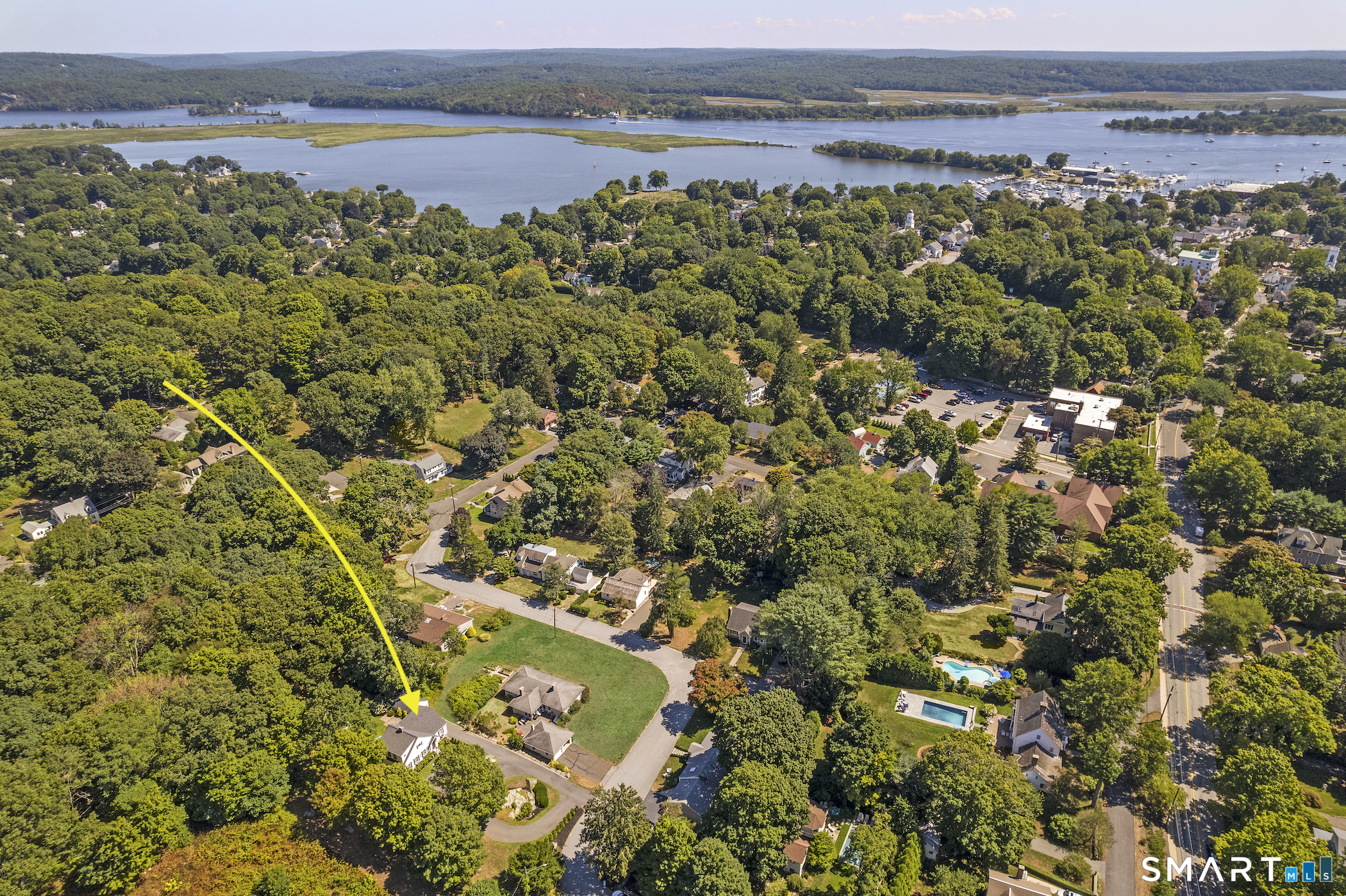 16 Parker Terrace Essex CT 06426