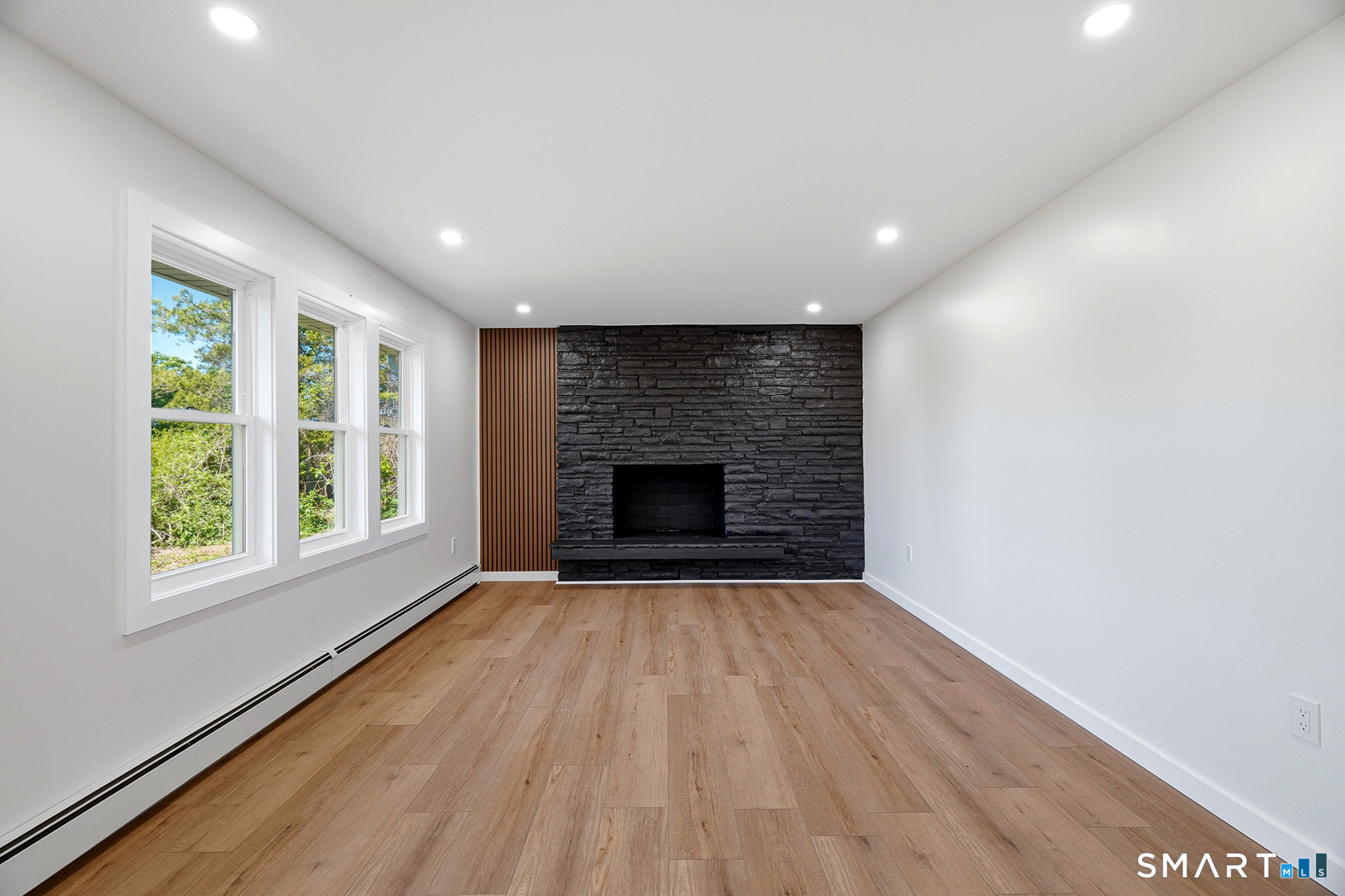 18 Maynard Hill Road Preston CT 06365