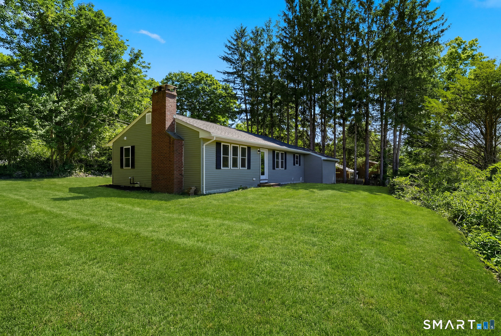 18 Maynard Hill Road Preston CT 06365