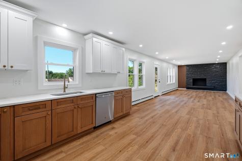 18 Maynard Hill Road Preston CT 06365