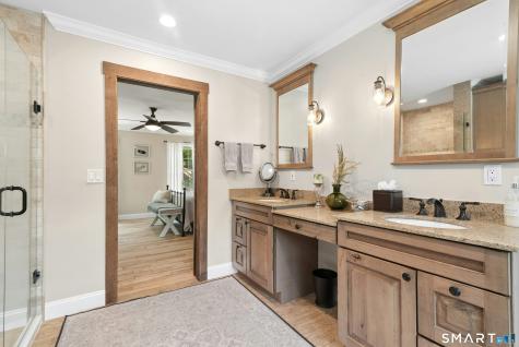 198 Little Fox Lane Southbury CT 06488