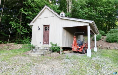198 Little Fox Lane Southbury CT 06488