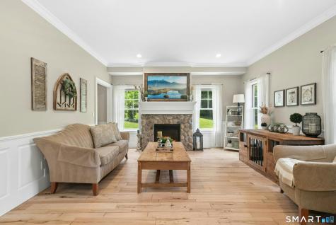 198 Little Fox Lane Southbury CT 06488