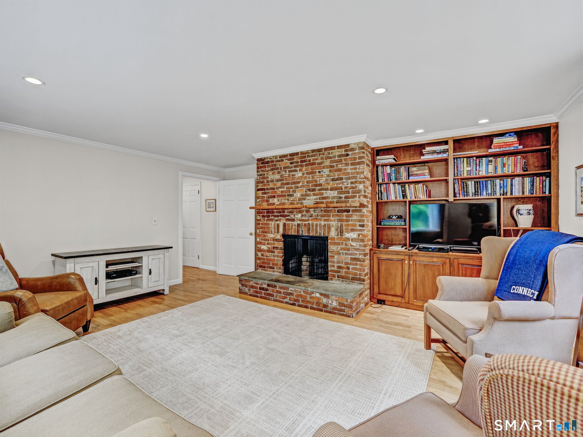 77 Beach Street Litchfield CT 06759