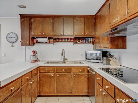 77 Beach Street Litchfield CT 06759