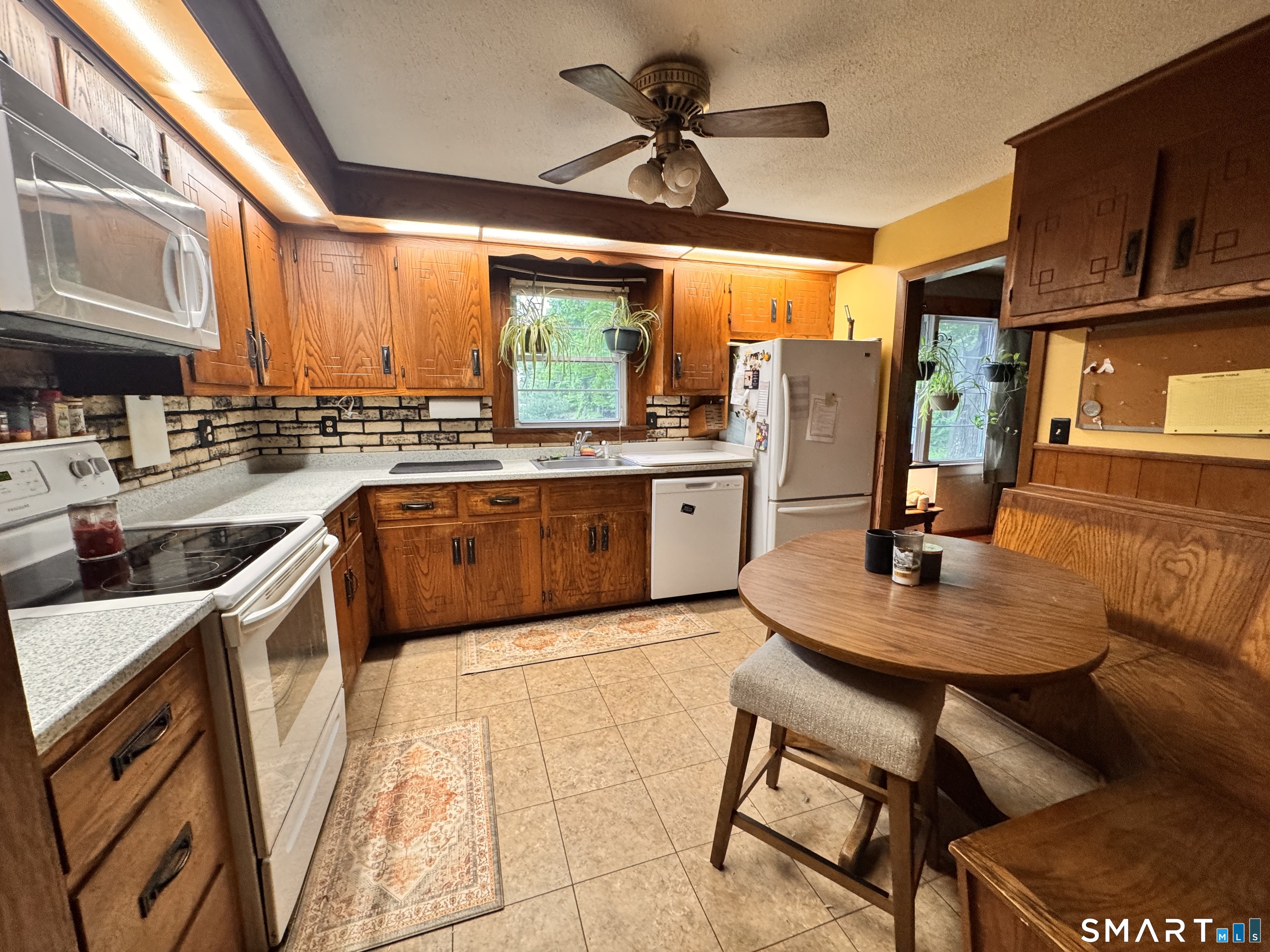 133 Route 198 Route Woodstock CT 06282