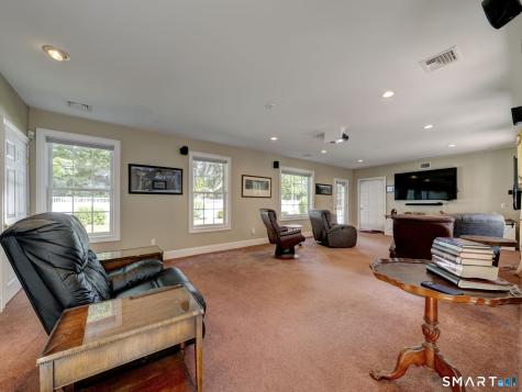 960 Main Street South Windsor CT 06074