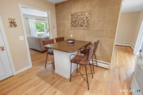 2 Hill Top View Clinton CT 06413