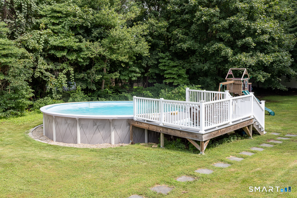 2 Hill Top View Clinton CT 06413
