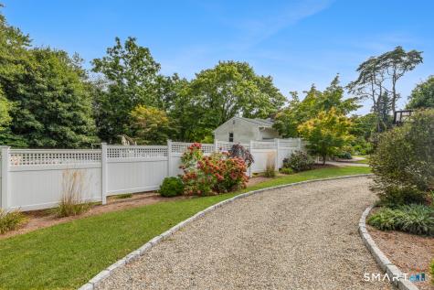 2 Hill Top View Clinton CT 06413