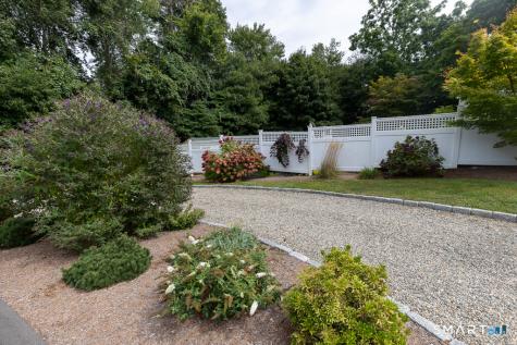 2 Hill Top View Clinton CT 06413