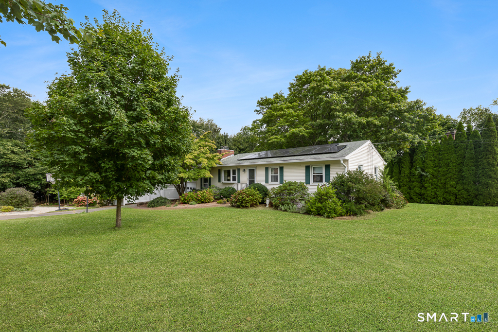 2 Hill Top View Clinton CT 06413