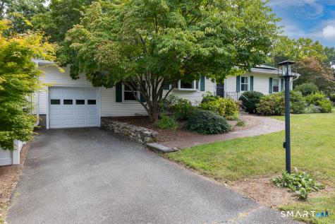 2 Hill Top View Clinton CT 06413