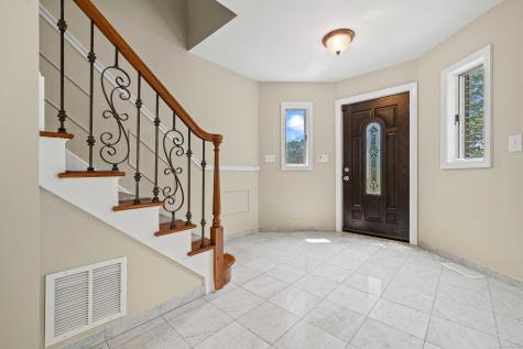 22 Hickory Hill Lane Branford CT 06405