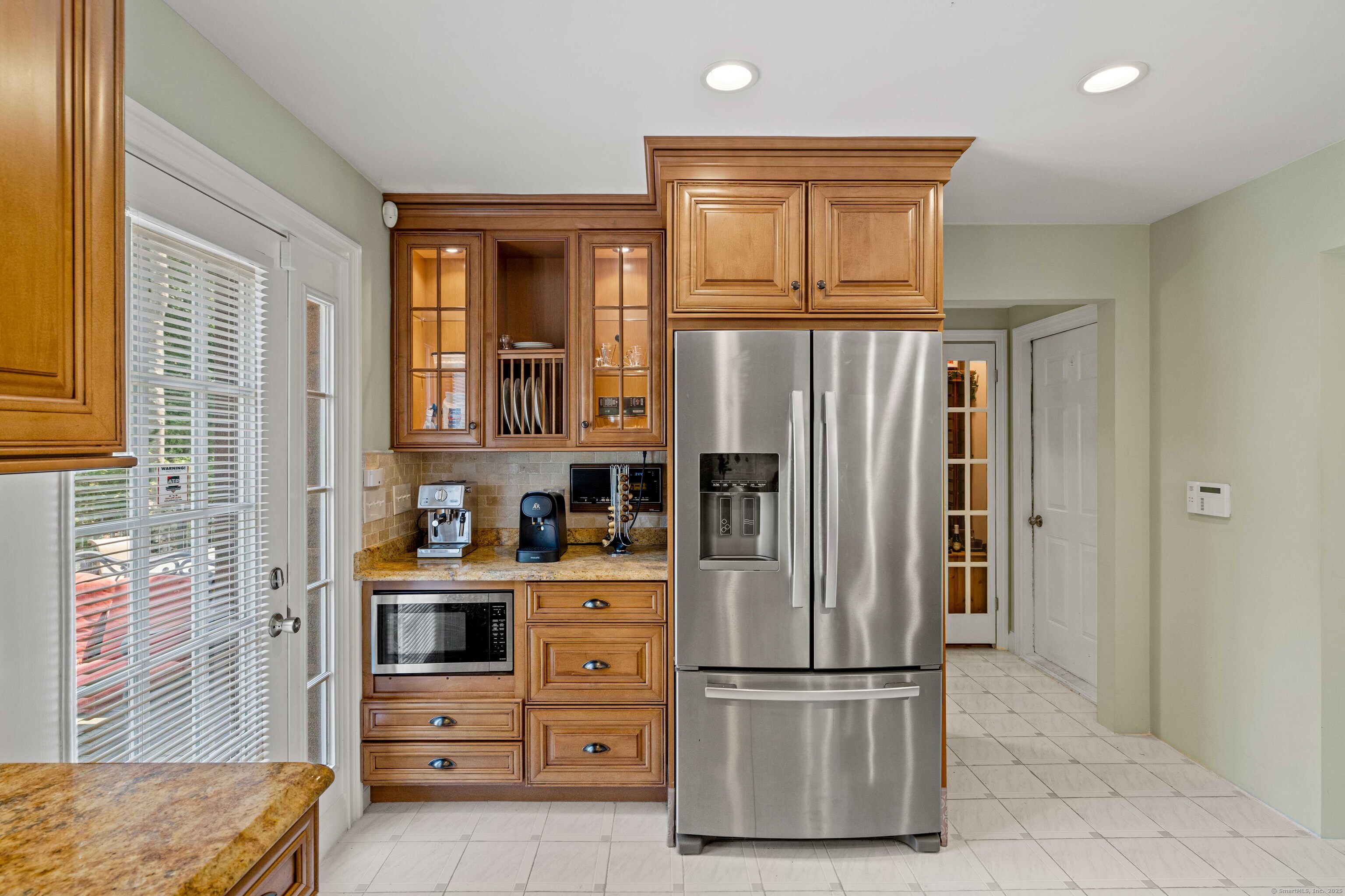 22 Hickory Hill Lane Branford CT 06405