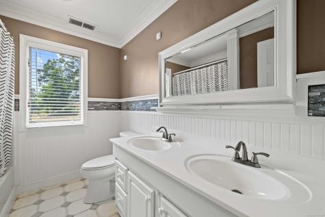 22 Hickory Hill Lane Branford CT 06405