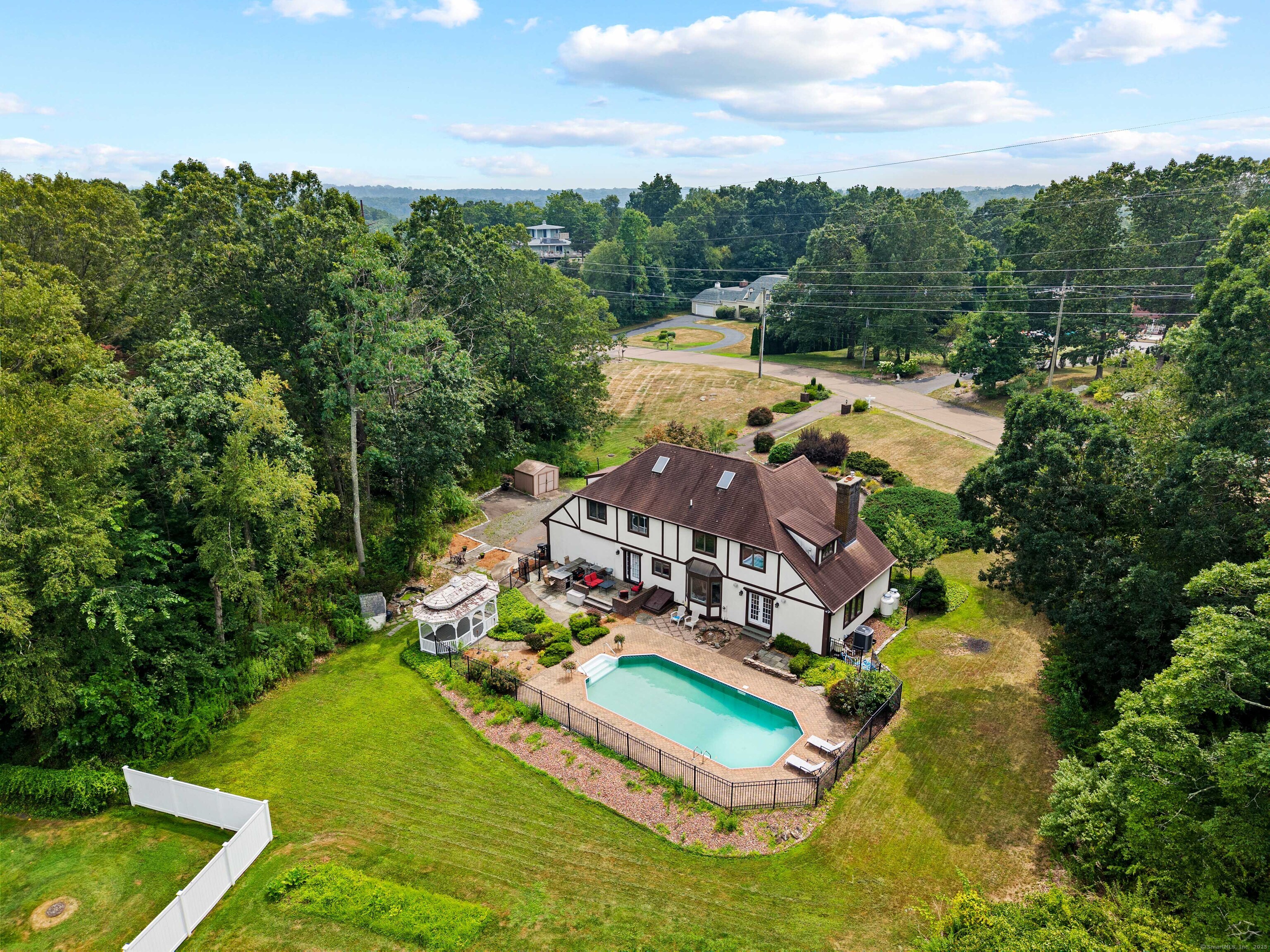 22 Hickory Hill Lane Branford CT 06405