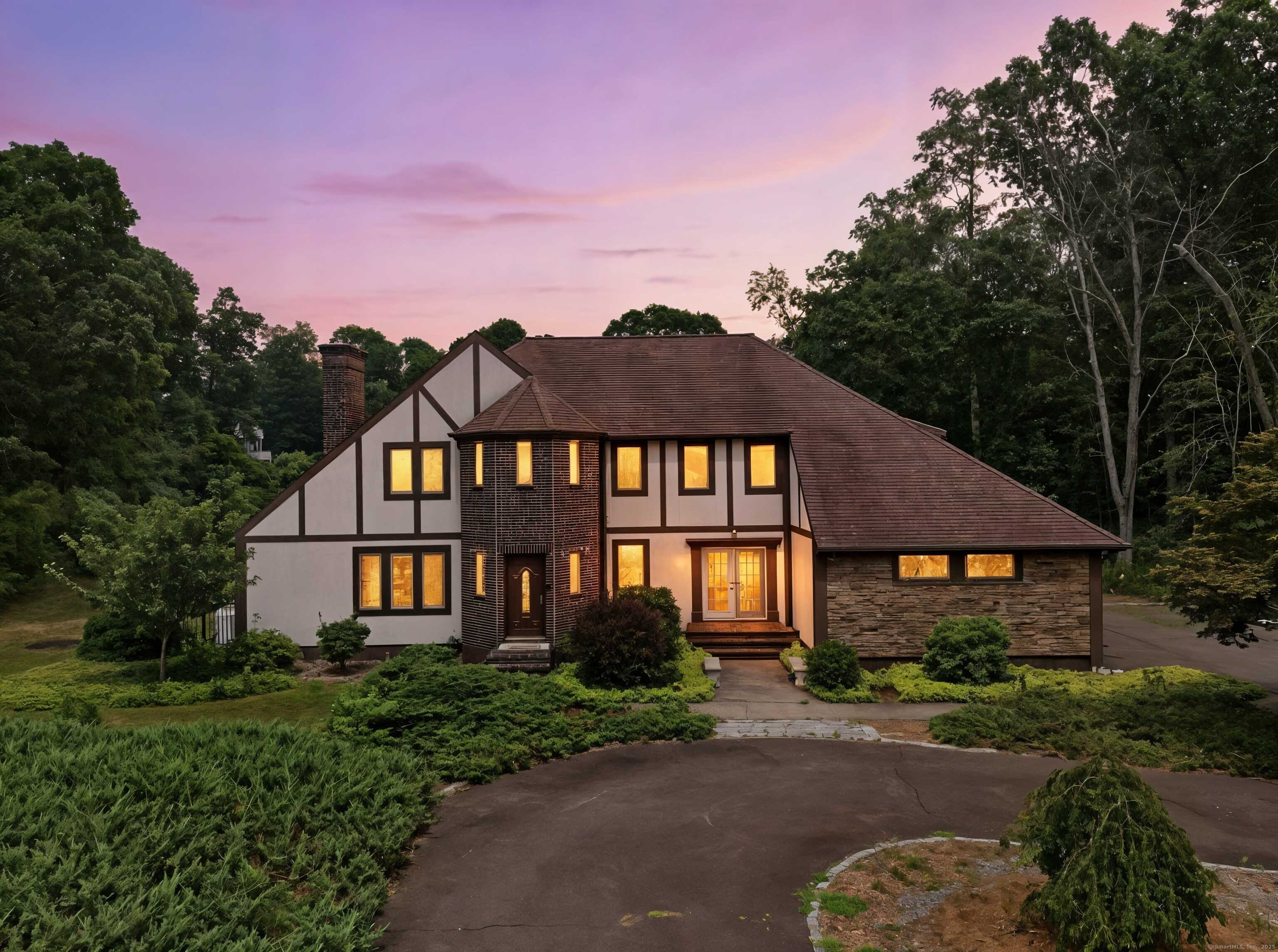 22 Hickory Hill Lane Branford CT 06405