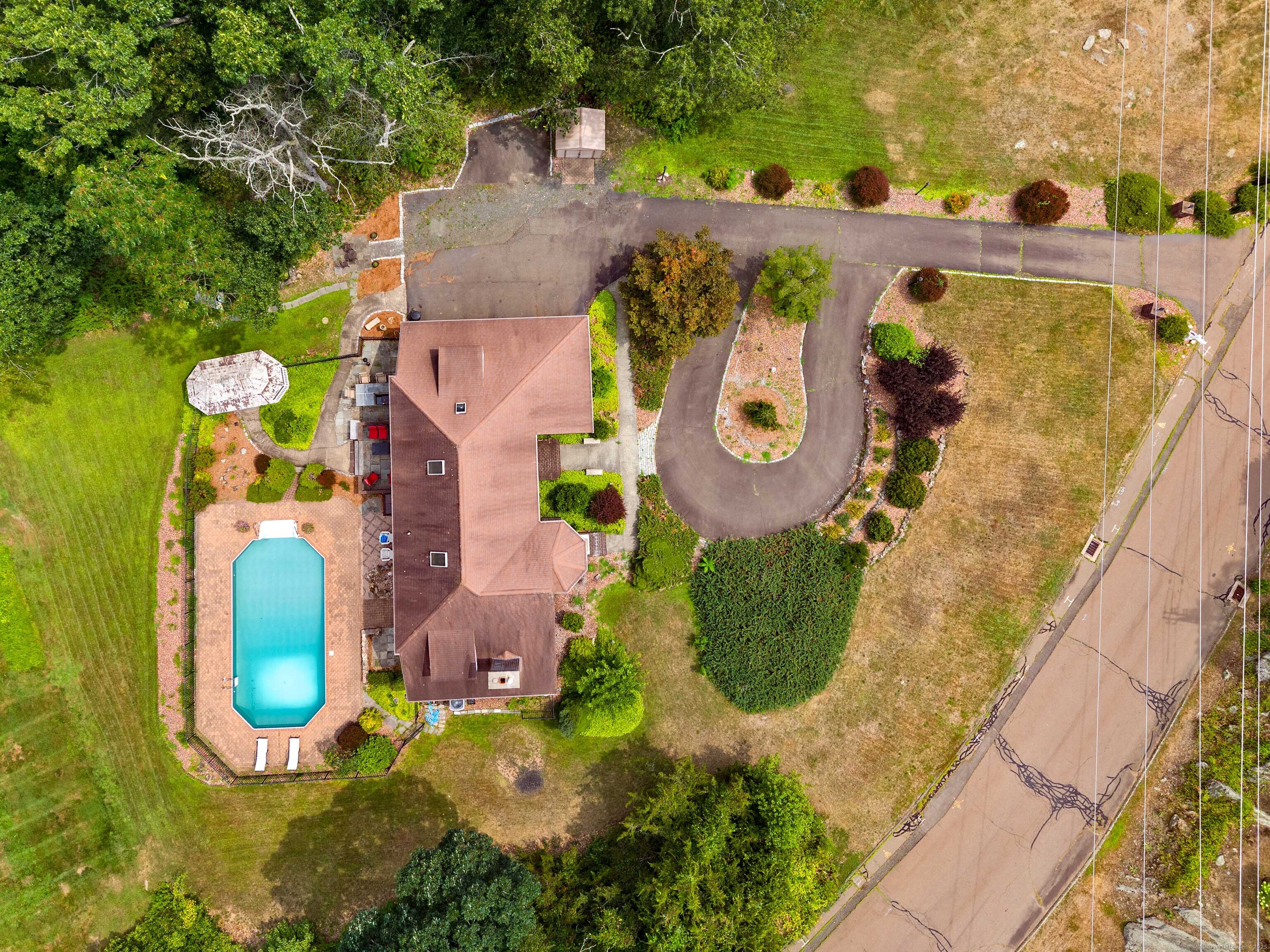 22 Hickory Hill Lane Branford CT 06405