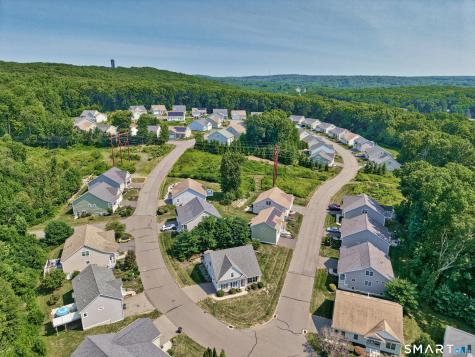 1 Heritage Court Wolcott CT 06716