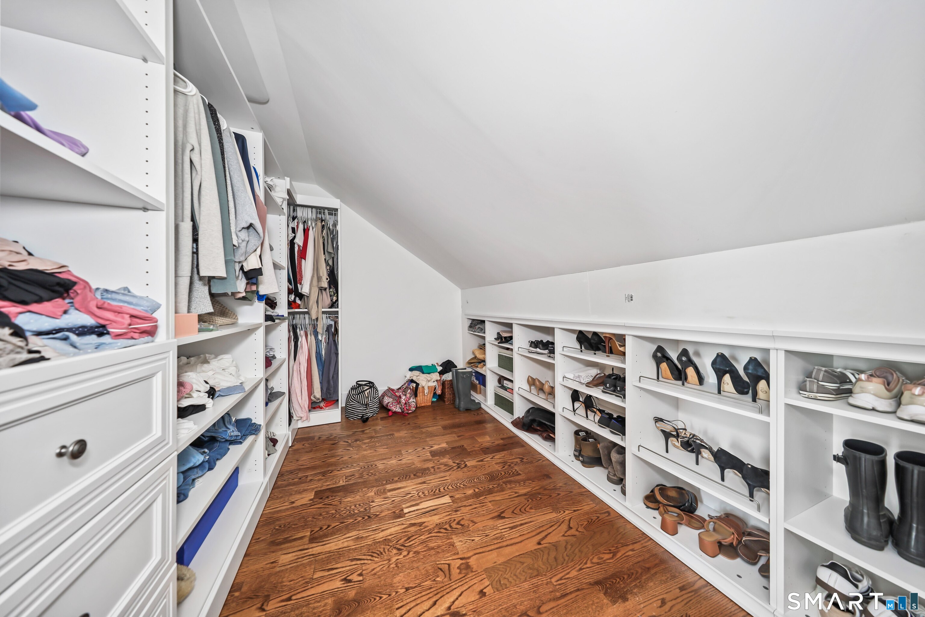 1 Heritage Court Wolcott CT 06716