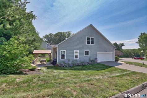 1 Heritage Court Wolcott CT 06716