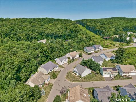 1 Heritage Court Wolcott CT 06716