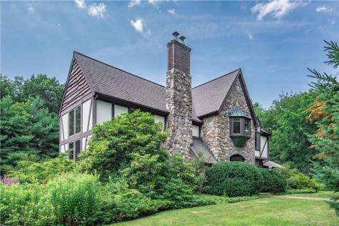 15 Tunxis Trail Redding CT 06896