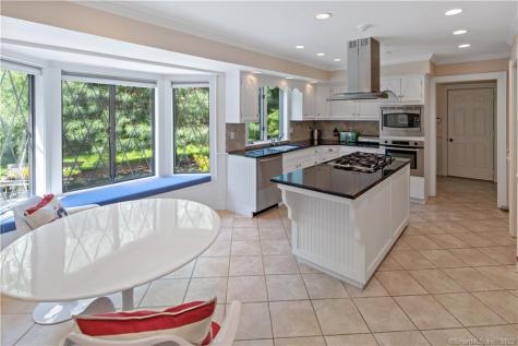 15 Tunxis Trail Redding CT 06896
