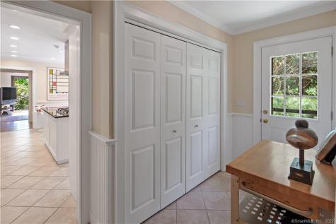 15 Tunxis Trail Redding CT 06896