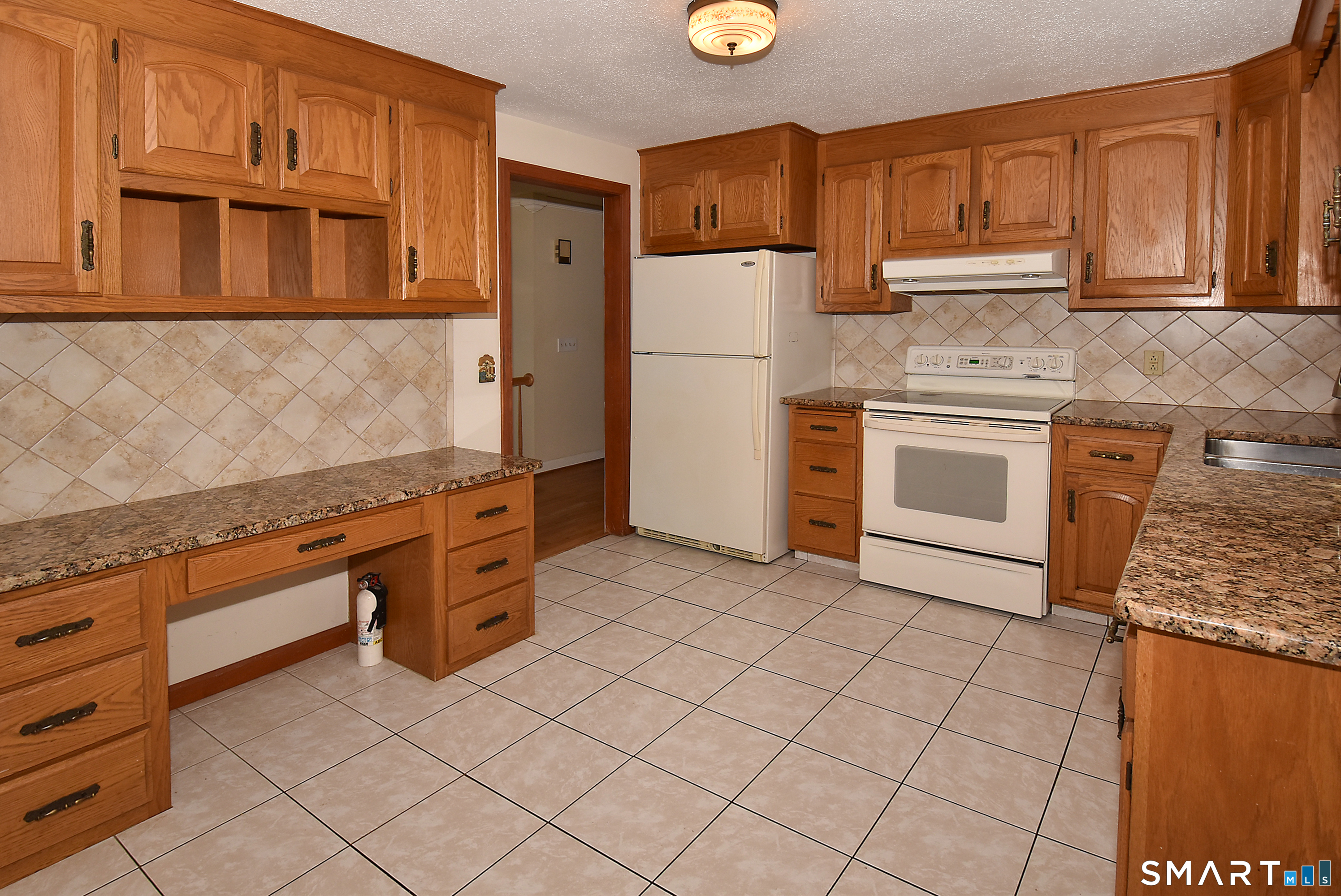 50 Valley View Drive South Windsor CT 06074