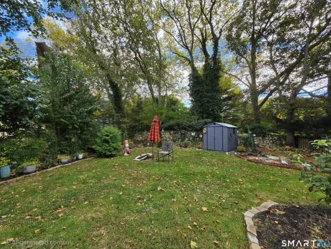 12 Mansfield Road New London CT 06320