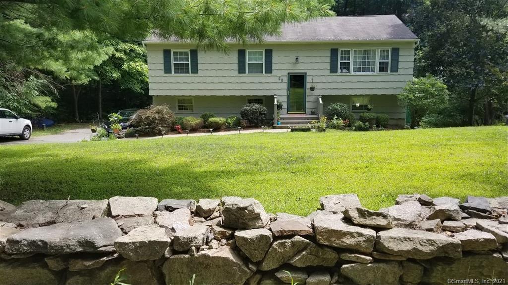18 Capitola Road Danbury CT 06811