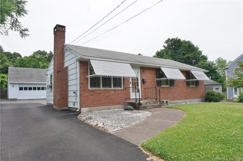 16 Kane Road Manchester CT 06040