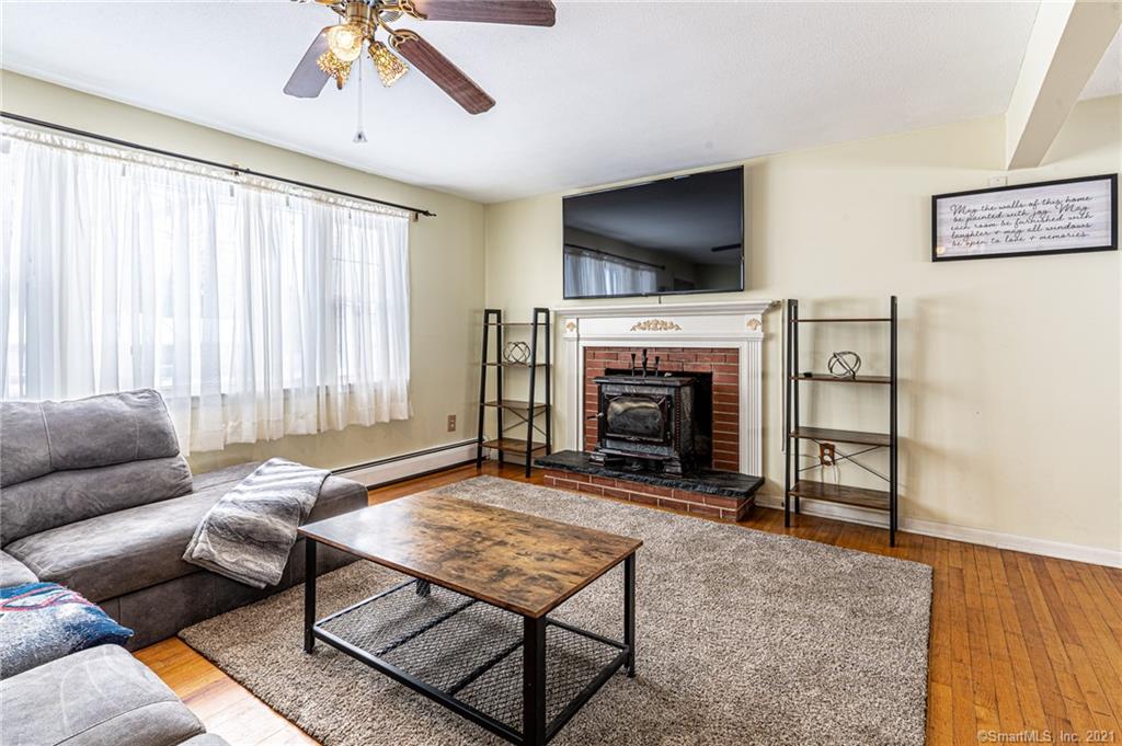 172 Oxbow Drive Meriden CT 06450