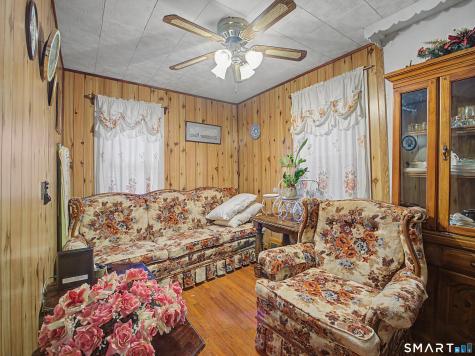 142 Travis Drive Bridgeport CT 06606