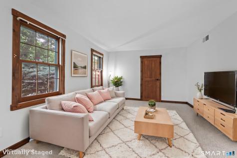 4898 Main Street Stratford CT 06614