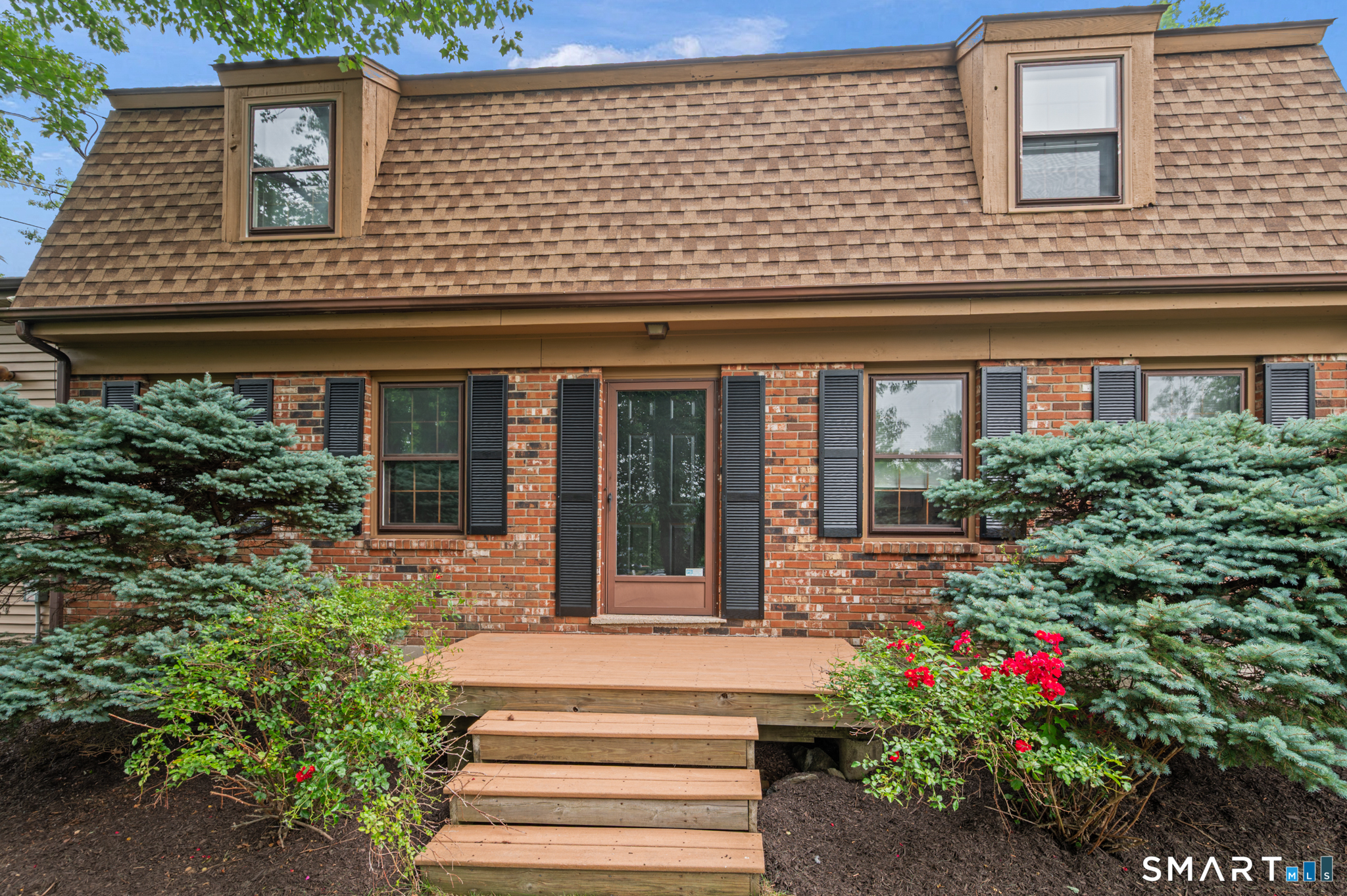 4898 Main Street Stratford CT 06614