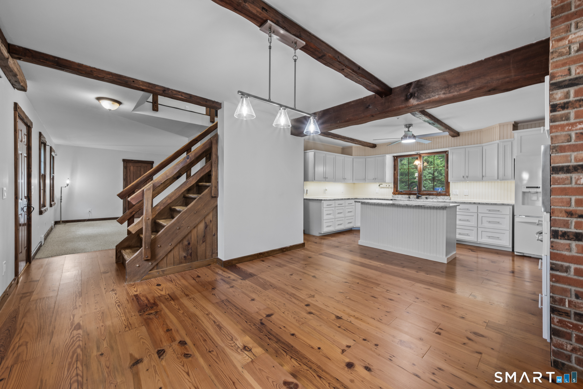 4898 Main Street Stratford CT 06614