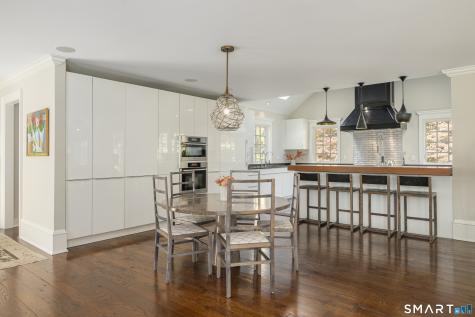 366 Hollow Tree Ridge Road Darien CT 06820