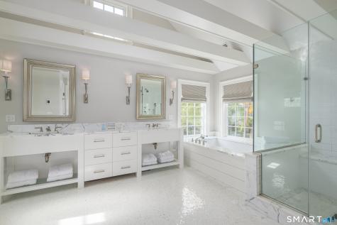 366 Hollow Tree Ridge Road Darien CT 06820