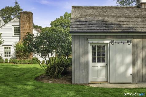 366 Hollow Tree Ridge Road Darien CT 06820