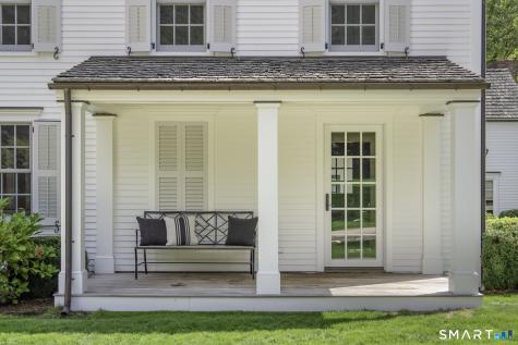 366 Hollow Tree Ridge Road Darien CT 06820