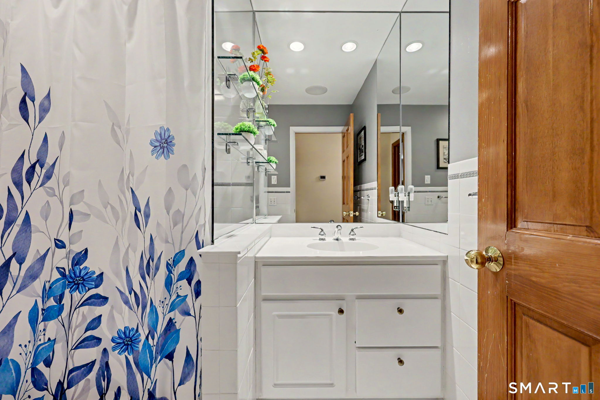 23 Rae Lane Norwalk CT 06850