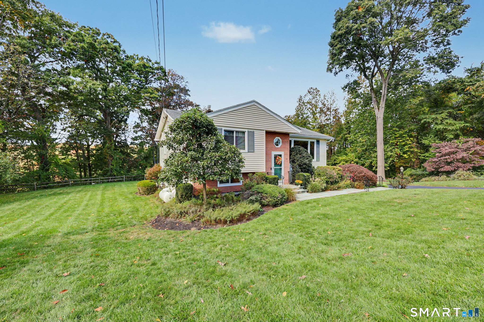 23 Rae Lane Norwalk CT 06850