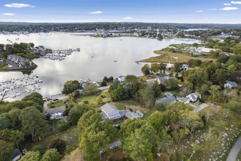 39 Gled Hill Street Stonington CT 06355