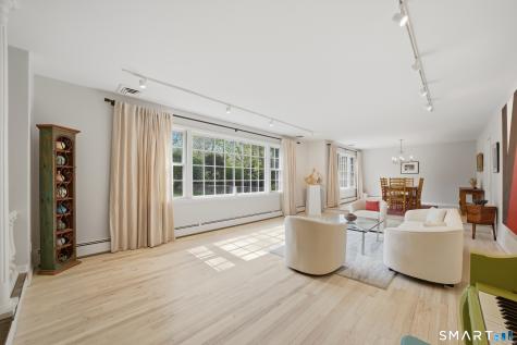 67 Wesgate Drive Stamford CT 06902