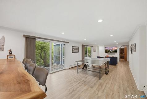 67 Wesgate Drive Stamford CT 06902