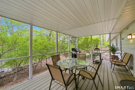 67 Wesgate Drive Stamford CT 06902